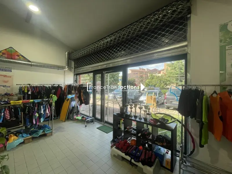 Local Commercial à louer - Toulouse (31200) - 135 m² - 1 215 €/mois