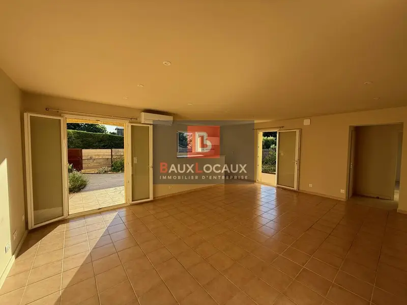 Bureau à louer - Fontvieille (13990) - 89 m² - 1 290 €/mois