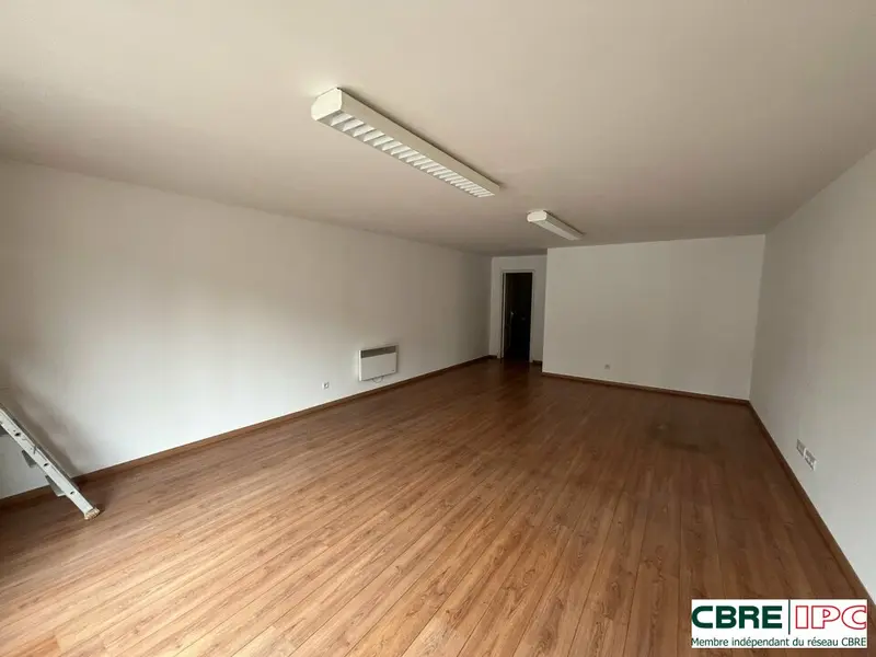 Bureau à louer - Boucau (64340) - 54 m² - 600 €/mois