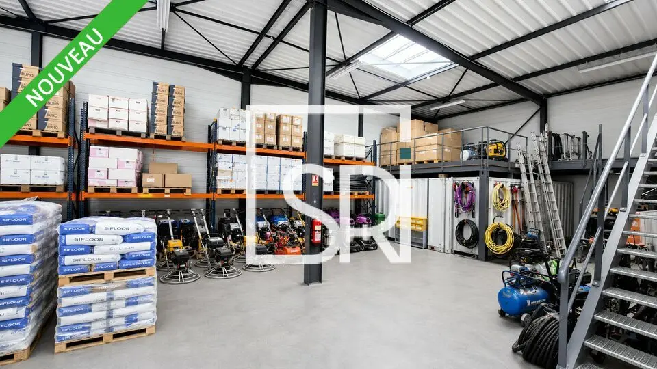 Entrepôt / Activité à louer - Clermont-Ferrand (63100) - 517 m² - 4 125 €/mois