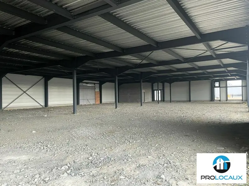 Entrepôt / Activité à louer - Arnas (69400) - 1881 m² - 15 666 €/mois
