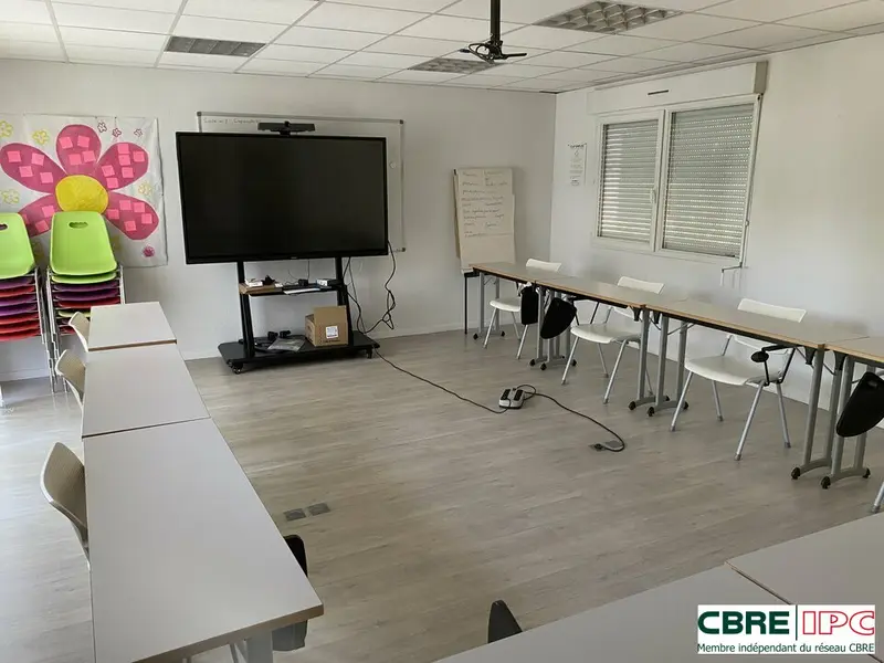 Bureau à louer - Dax (40100) - 304 m² - 4 300 €/mois