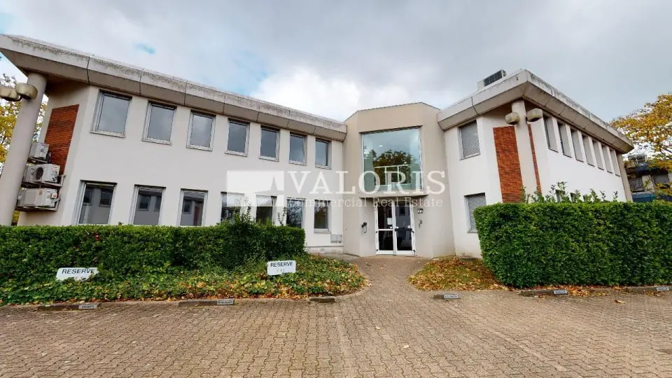 Bureau à louer - Bron (69500) - 420 m² - 3 850 €/mois