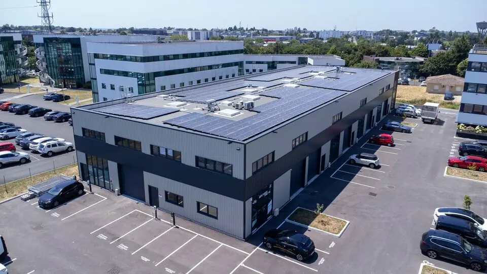Entrepôt / Activité à louer - Artigues-Près-Bordeaux (33370) - 444 m² - 3 145...