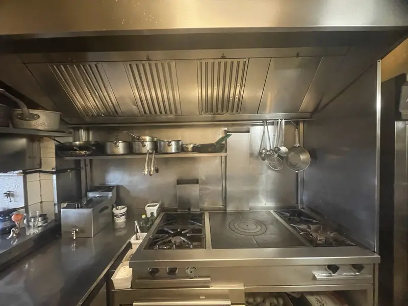 Fonds de commerce à vendre - Cafés et bars - Levallois-Perret (92300) - 388 4...