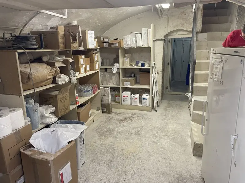 Fonds de commerce à vendre - Vente alimentaire - Paris 04 (75004) - 602 800 €