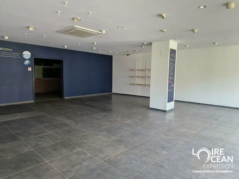 A louer Local commercial  300m² Pornic