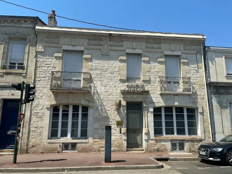 Bureau à louer - Le Bouscat (33110) - 83 m² - 1 920 €/mois