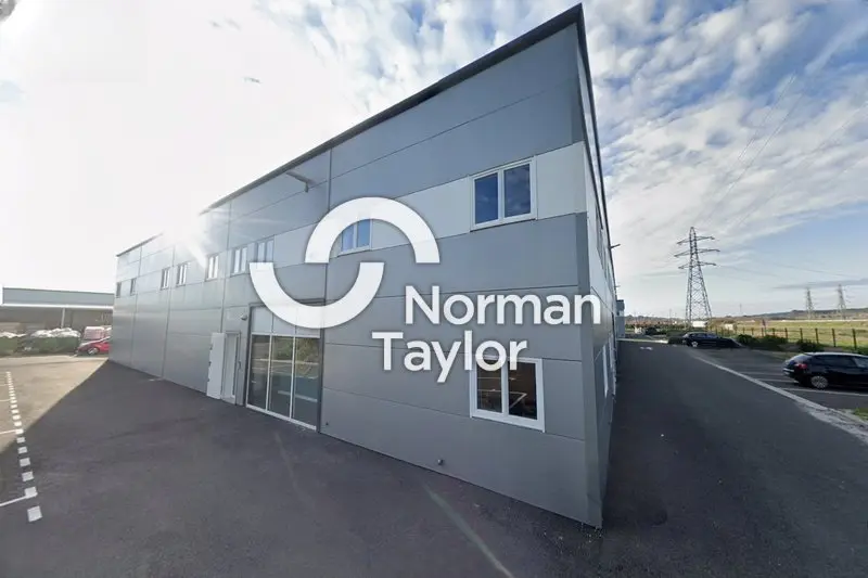 A louer Bureaux 280m² Aspiran