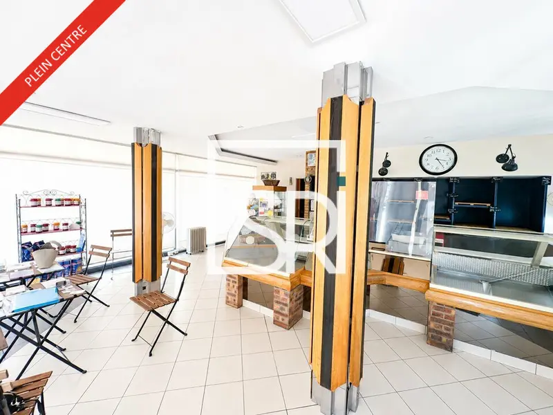 A louer Local commercial  60m² Cébazat