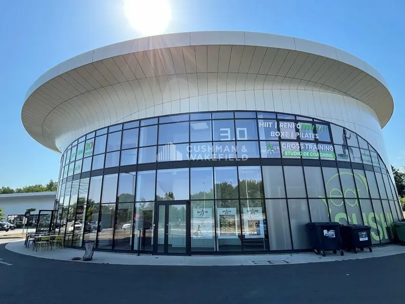 Bureau à louer - Sainte-Eulalie (33560) - 128 m² - 1 800 €/mois