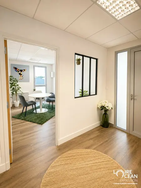 BUREAUX PORNIC OUEST - EMPLACEMENT STRATEGIQUE DANS LA ZONE OUEST
