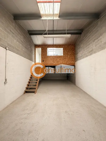 A LOUER - LOCAL D'ACTIVITE - 80 m² - LA TESTE DE BUCH 