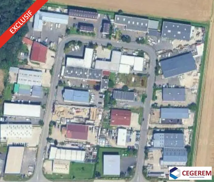 LOCAL D'ACTIVITE ENTREPÔT DE 240 M2 A VENDRE A VARENNES JARCY