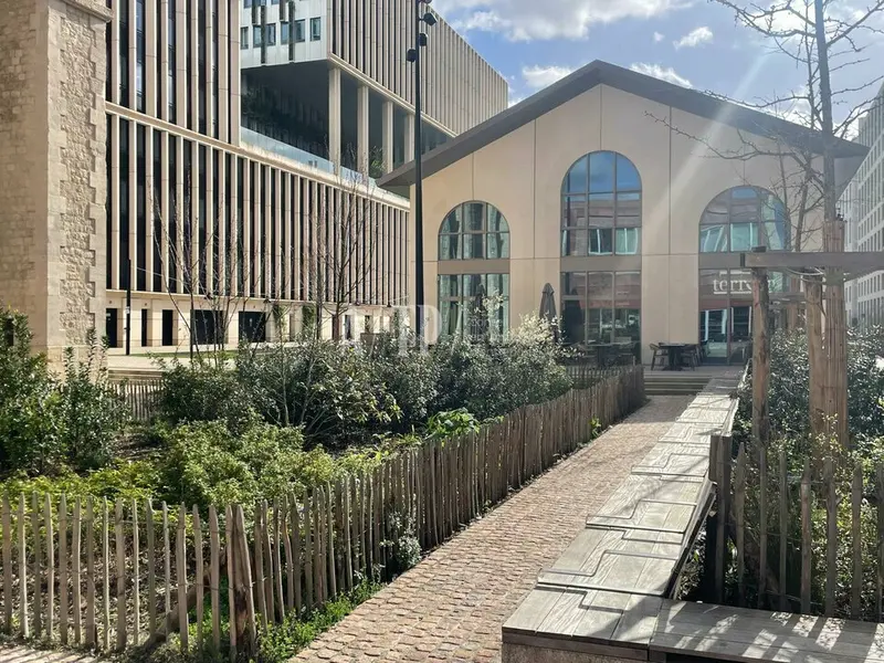 BUREAU A LOUER -181 M² - BORDEAUX GARE SAINT JEAN